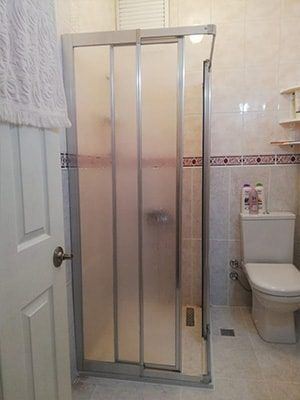 Mika-Kare-Dusakabin-16-min